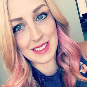 Meet your Posher, Candice